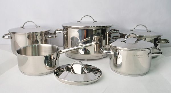 Chất liệu hợp kim và Inox 18/10 cao cấp an toàn 