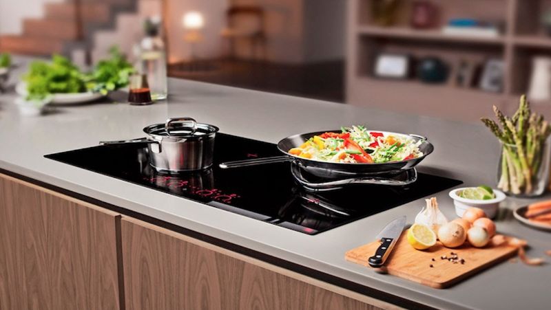 Bếp từ không nóng? Nguyên nhân và cách khắc phục đơn giản