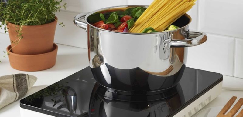 Bếp từ dùng nồi gì?