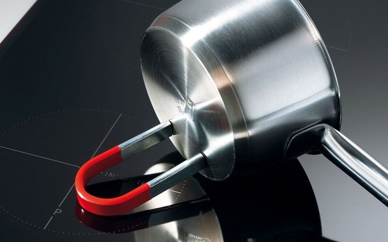 Nhận biết xoong nồi phù hợp với bếp từ 