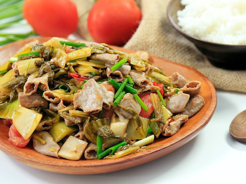 Cách làm món lòng xào dưa giòn dai ngon khó cưỡng