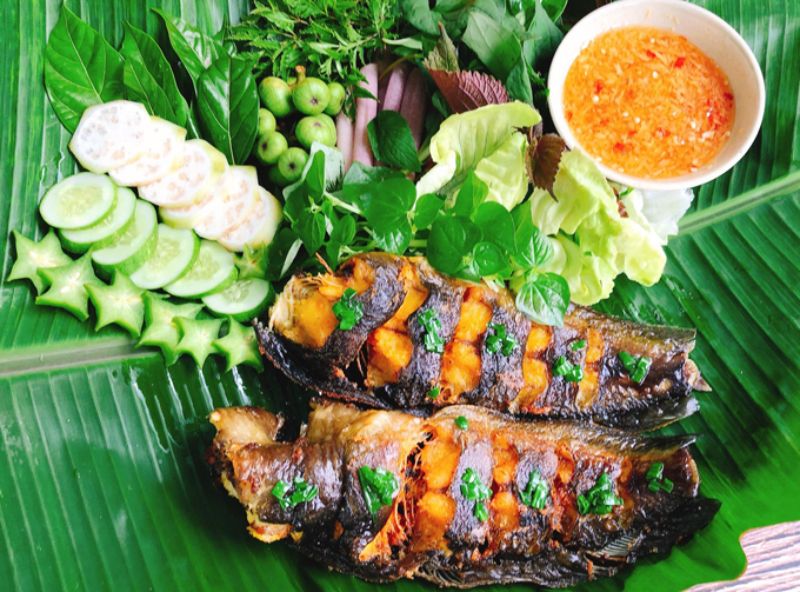 Cá trê chiên mắm gừng