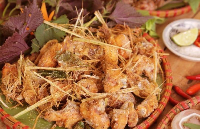 Chia sẻ cách làm gà rang muối thơm ngon, khó cưỡng