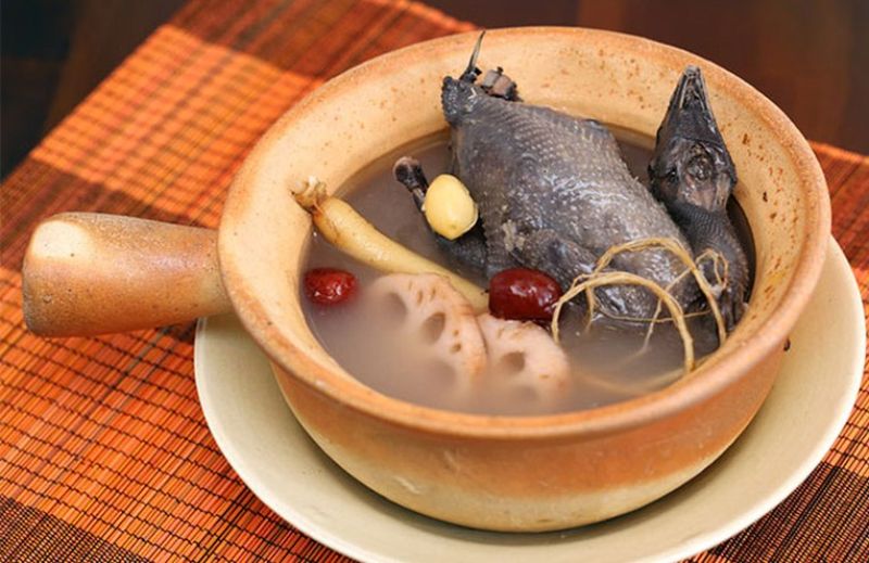 Lợi ích của món gà đối với sức khỏe bà bầu